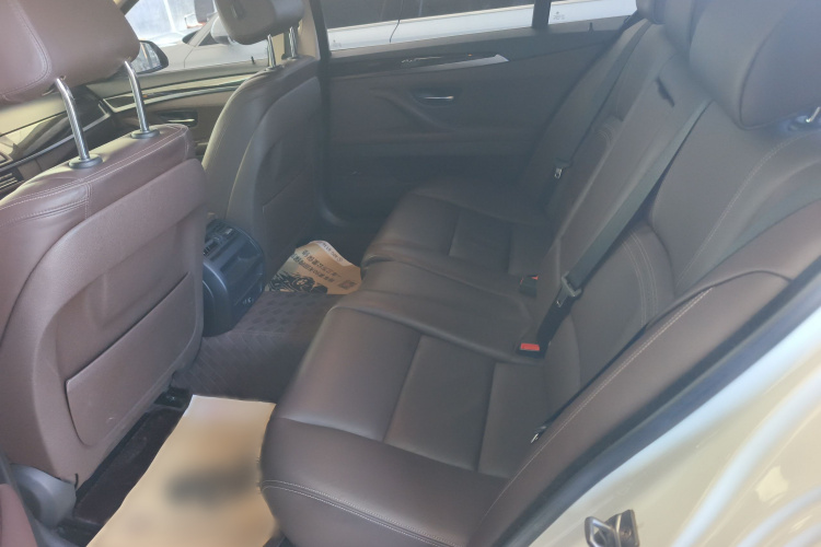 宝马5系 2014款 525Li 豪华设计套装中控内饰7001