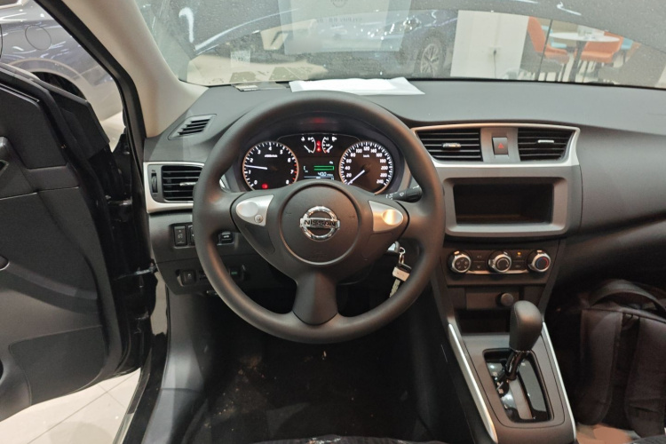 日产 轩逸 2024款 改款三 经典 1.6XE CVT舒适版局部细节13