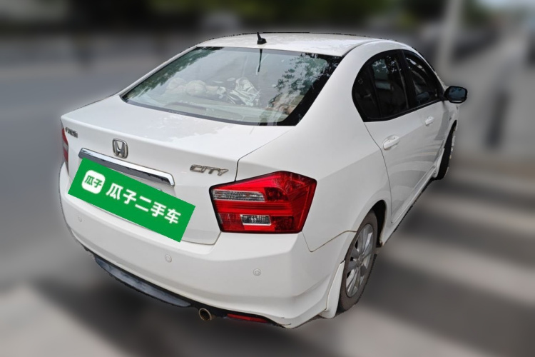 本田 锋范经典 2012款 1.5L 自动精英版车身外观6005