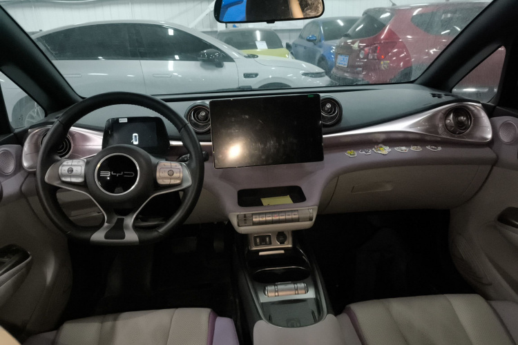 比亚迪 海豚 2023款 420km 时尚版中控内饰7002