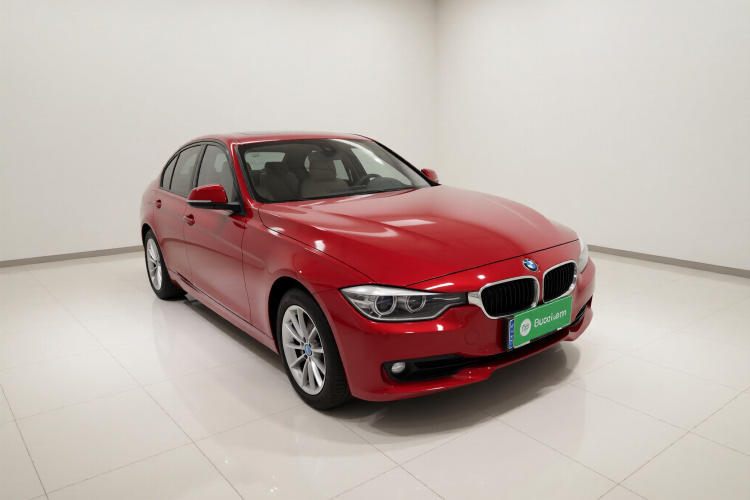 宝马3系 2013款 316i 进取型车身外观3