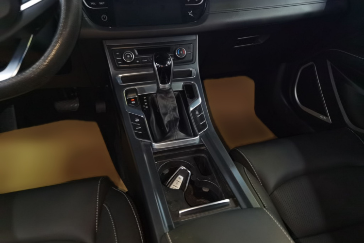 吉利汽车 帝豪 2019款 领军版 1.5L CVT豪华型 国VI局部细节18