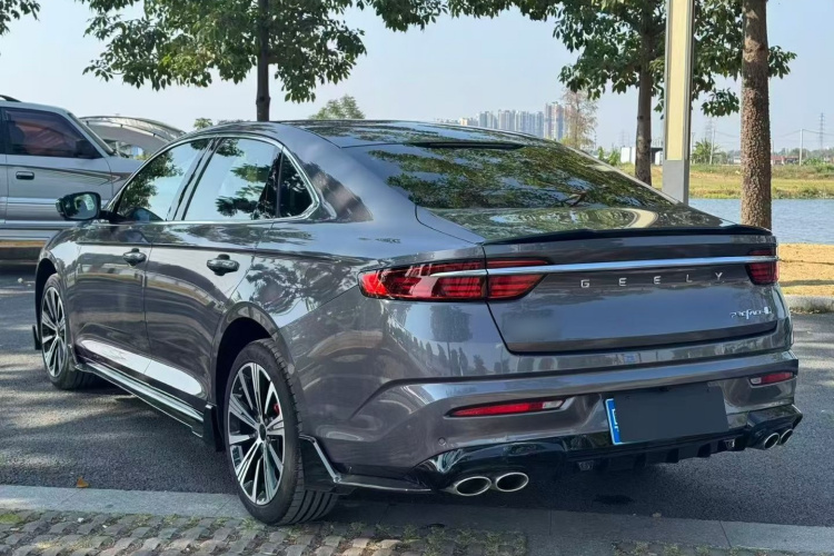 吉利汽车 星瑞 2025款 东方曜 2.0TD 望月版车身外观6005