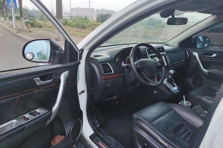 哈弗H6 2014款 运动版 2.4L 自动精英型中控内饰20