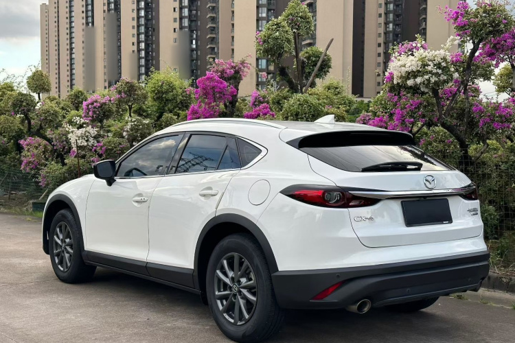 马自达CX-4 2020款 2.0L 自动两驱蓝天品位版车身外观6007