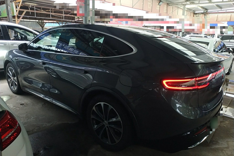 鸿蒙智行 智界R7 2025款 增程 251km Max车身外观4