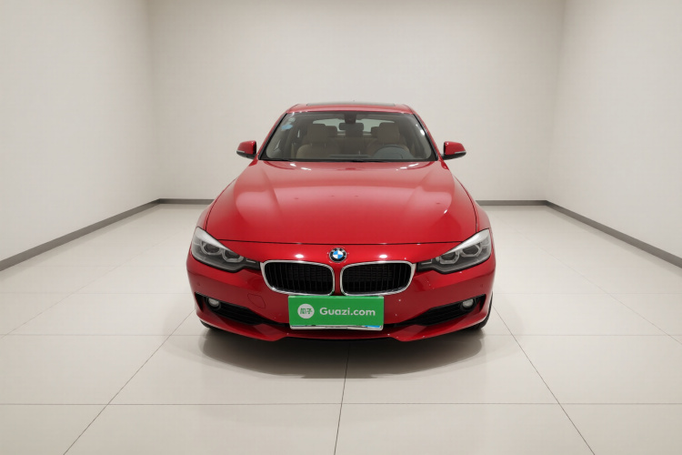 宝马3系 2013款 316i 进取型车身外观2