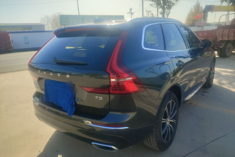 沃尔沃XC60 2021款 T5 四驱智远豪华版车身外观7