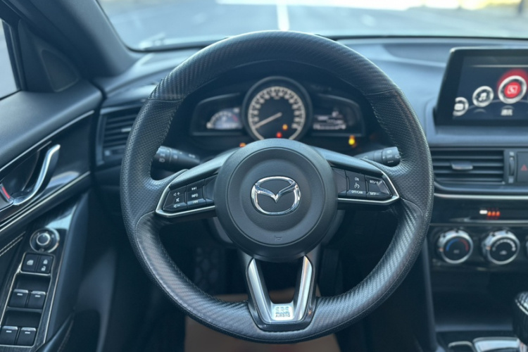 马自达CX-4 2021款 2.0L 自动两驱蓝天活力版局部细节13