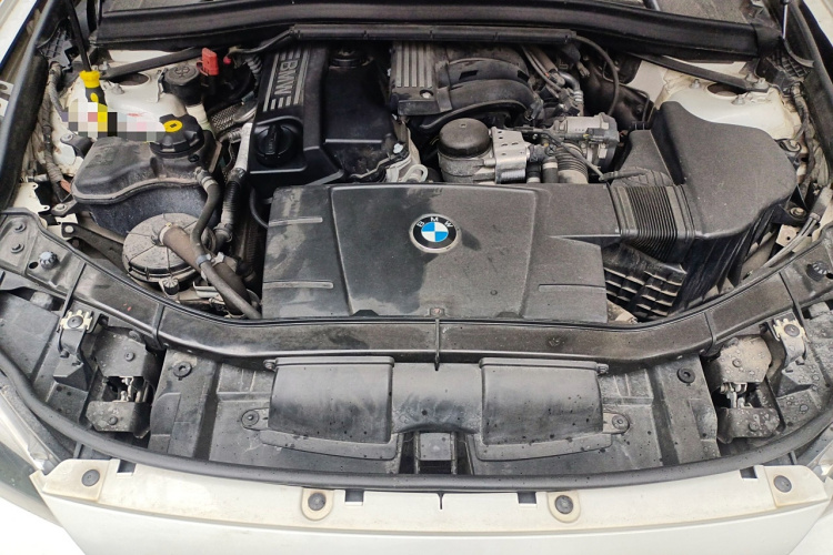 宝马X1 2013款 sDrive18i 时尚型局部细节24