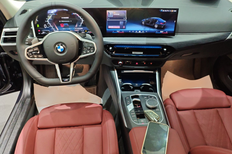 宝马3系 2025款 325Li M运动套装中控内饰12