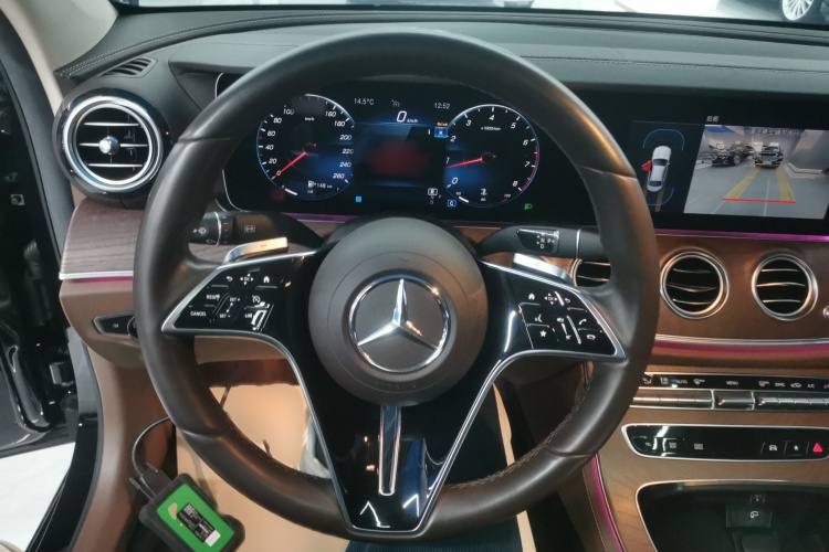 奔驰E级 2023款 E 260 L局部细节13