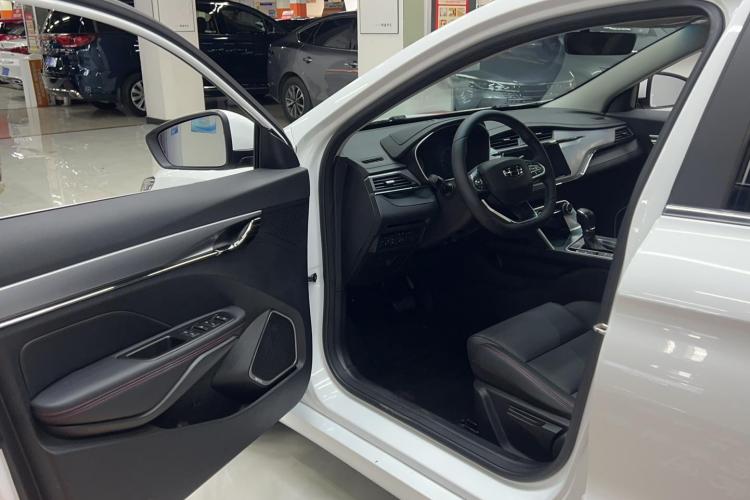 吉利汽车 缤瑞 2020款 1.4T CVT亚运版中控内饰7002