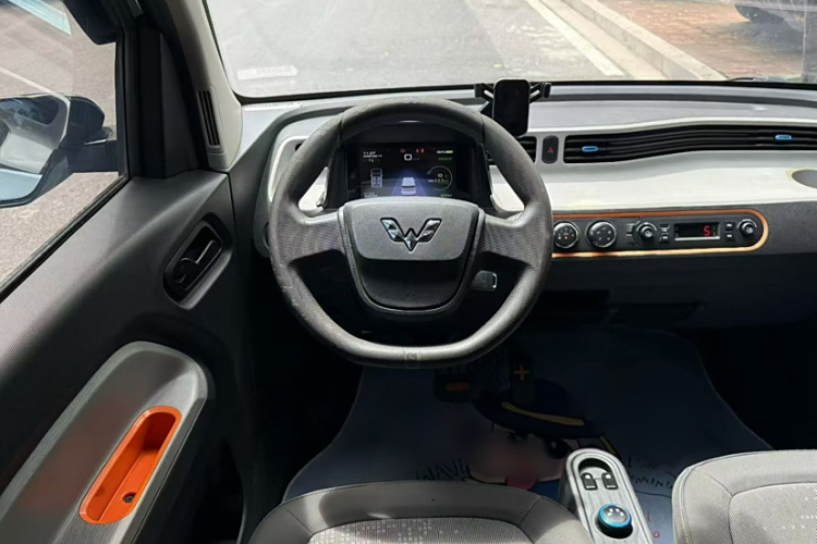 五菱汽车 宏光MINIEV 2020款 自在款 磷酸铁锂中控内饰7003