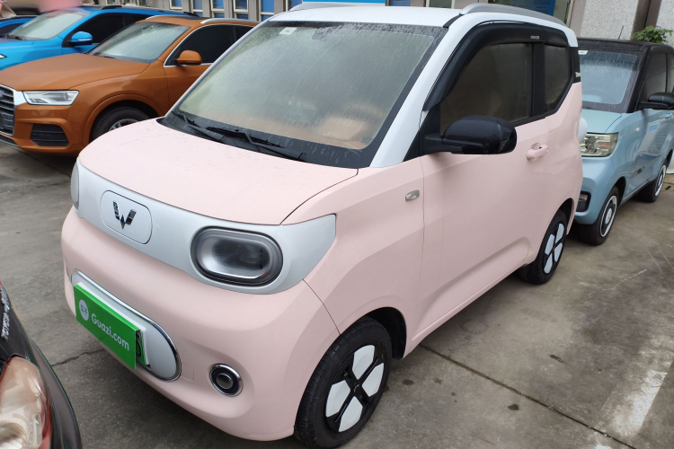 五菱汽车 宏光MINIEV 2024款 第三代 215km 进阶版车身外观1