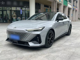 长安UNI-V 2022款 1.5T 尊贵型