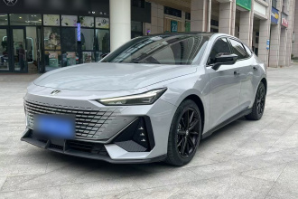 长安UNI-V 2022款 1.5T 尊贵型