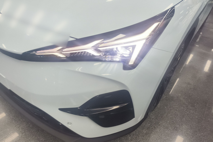 ARCFOX极狐 极狐 阿尔法T5(ARCFOX αT5) 2024款 660 MAX局部细节36