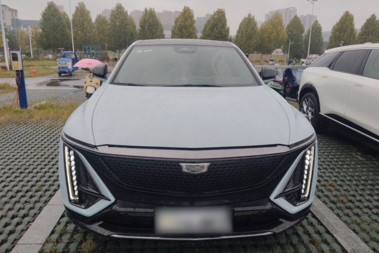 凯迪拉克 IQ锐歌 2022款 四驱高性能尊贵版车身外观6001