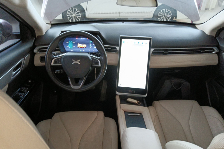 小鹏G3 2019款 尊享版中控内饰12