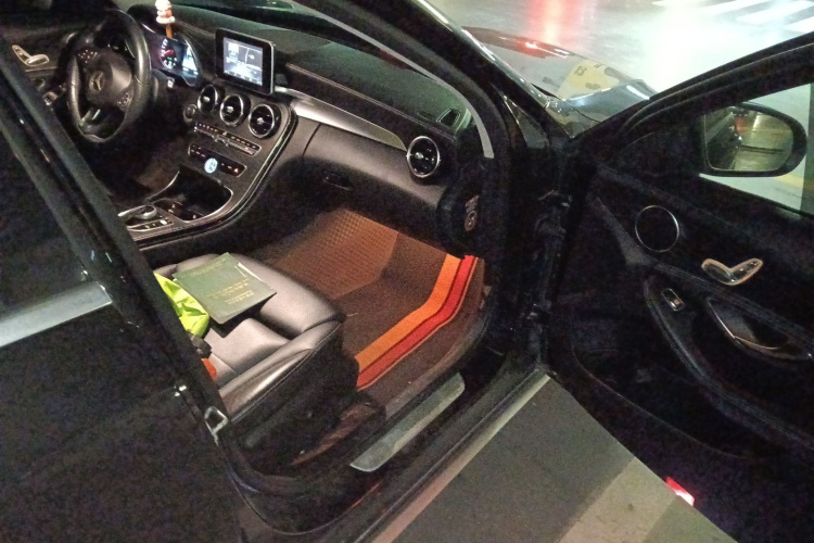 奔驰C级 2015款 C 180 L 运动型局部细节9005