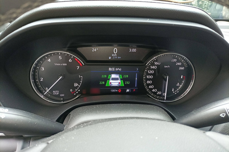 凯迪拉克CT4 2022款 28T 豪华型局部细节14