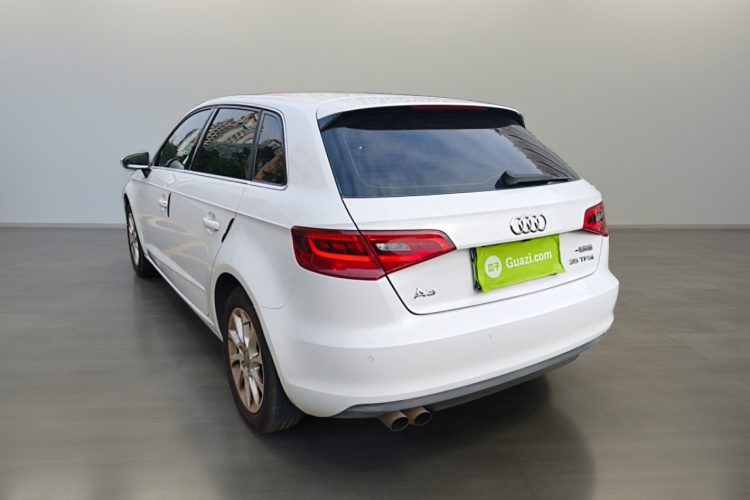 奥迪A3 2016款 Sportback 35 TFSI 领英型车身外观5