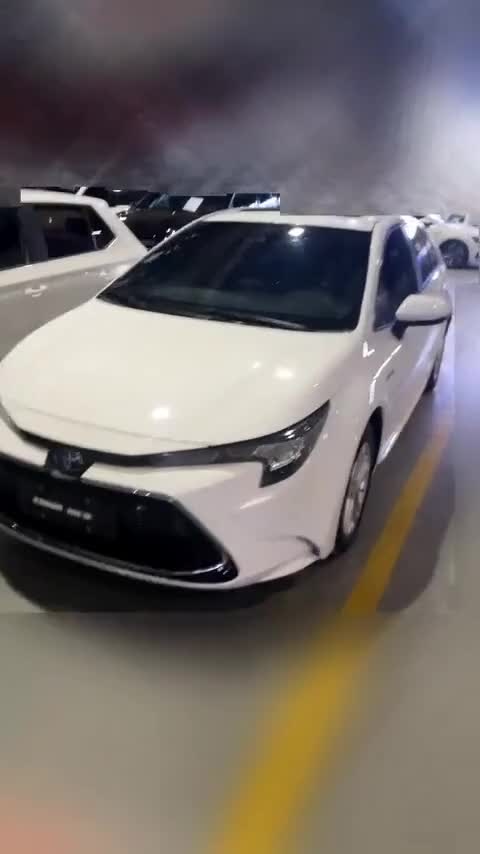 丰田 雷凌 2022款 双擎 1.8H E-CVT豪华版讲解1