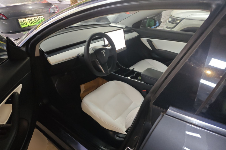 特斯拉 Model 3 2020款 长续航后轮驱动版局部细节19