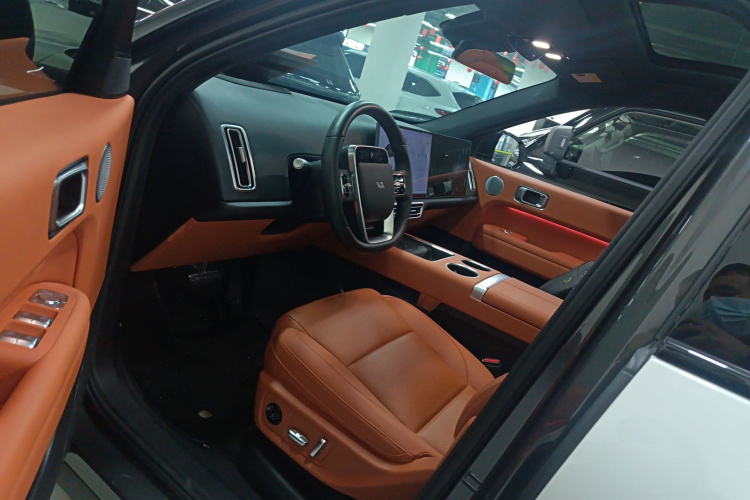 理想汽车 理想L6 2024款 Pro中控内饰7003