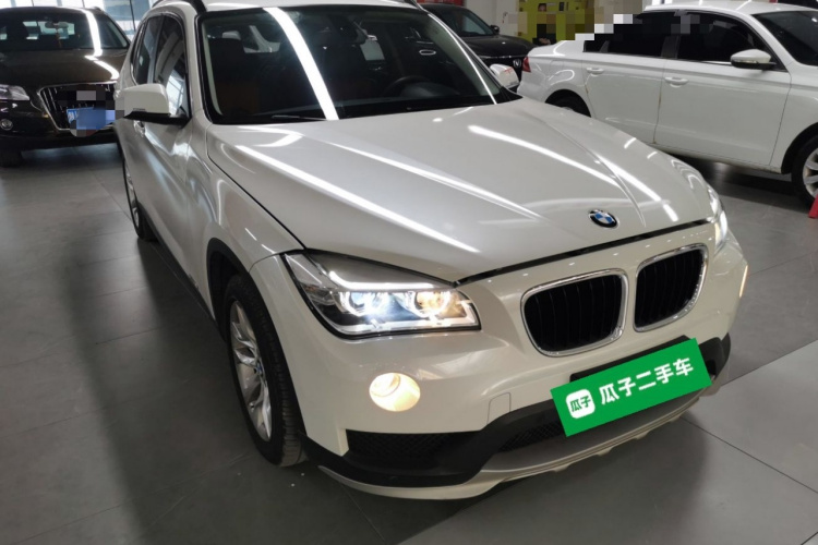 宝马X1 2015款 sDrive18i 时尚晋级版车身外观3