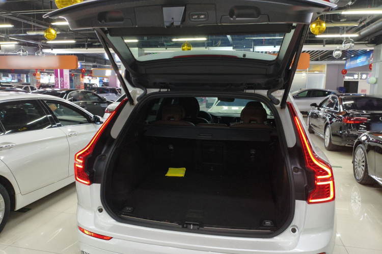 沃尔沃XC60新能源 2025款 插电式混动 长续航四驱智远豪华版局部细节23