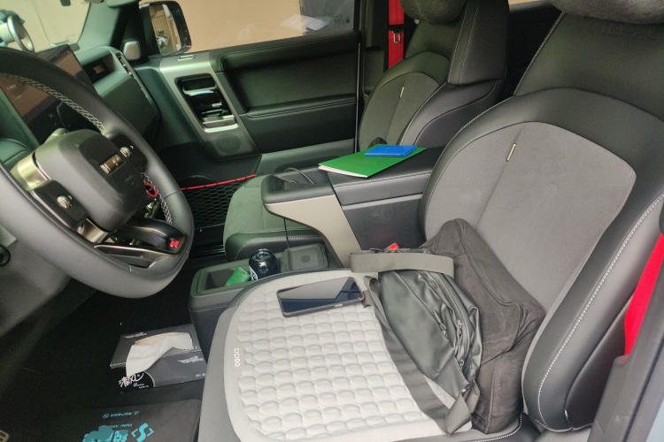 奇瑞iCAR V23 2026款 V23S 501四驱巅峰性能版中控内饰19