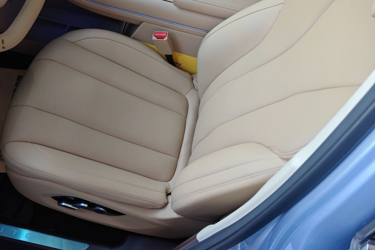 鸿蒙智行 问界M7 2024款 1.5T 智驾后驱Max版 5座局部细节19