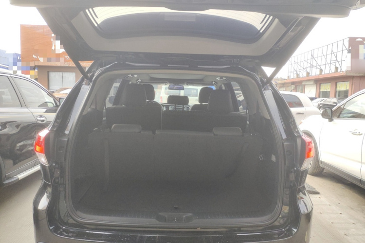 丰田 汉兰达 2018款 2.0T 四驱豪华版 7座 国V机舱底盘23