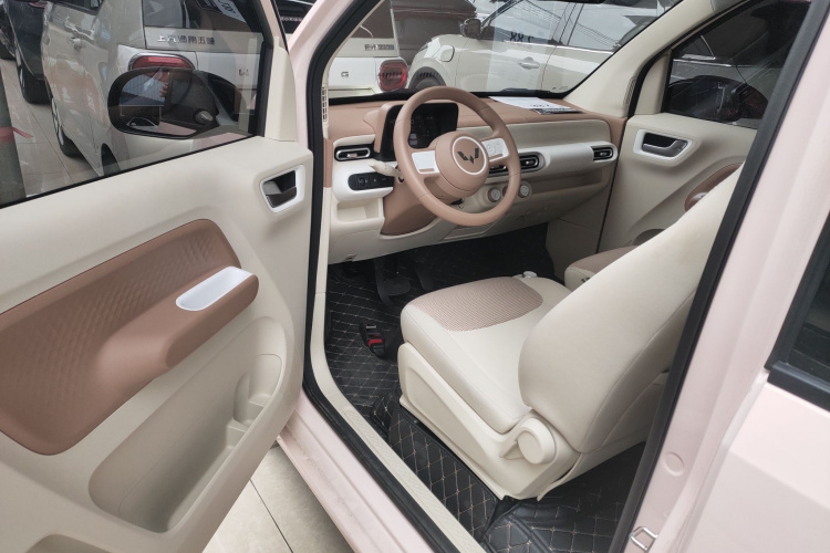 五菱汽车 宏光MINIEV 2024款 第三代 215km 青春版中控内饰7003