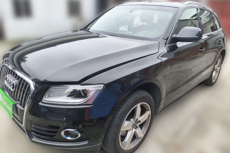 奥迪Q5 2013款 40 TFSI 舒适型车身外观1