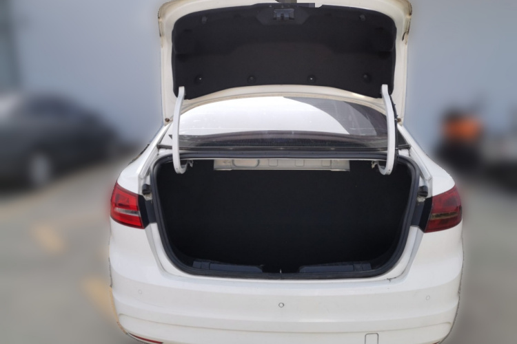 福特 福睿斯 2015款 1.5L 自动时尚型中控内饰23