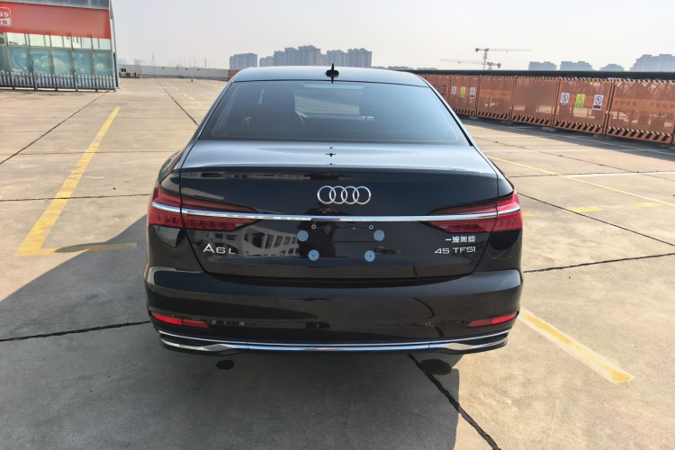 奥迪A6L 2024款 45 TFSI 臻选致雅型车身外观6004