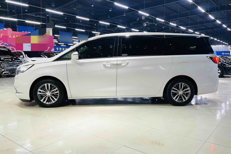 别克GL8 2022款 ES陆尊 653T 尊享型车身外观6002