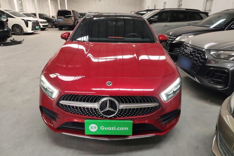 奔驰A级 2022款 改款三 A 200 L 运动轿车时尚型车身外观6001