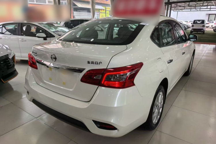 日产 轩逸 2024款 改款二 经典 1.6XL CVT豪华版车身外观6004