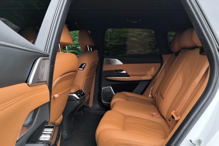 小鹏G9 2022款 702 Pro中控内饰7007