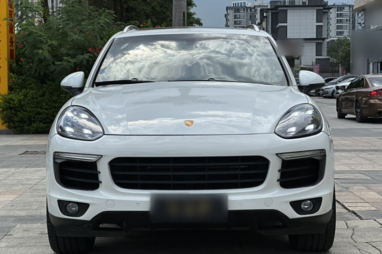 保时捷 2016款 Cayenne 3.0T车身外观6005
