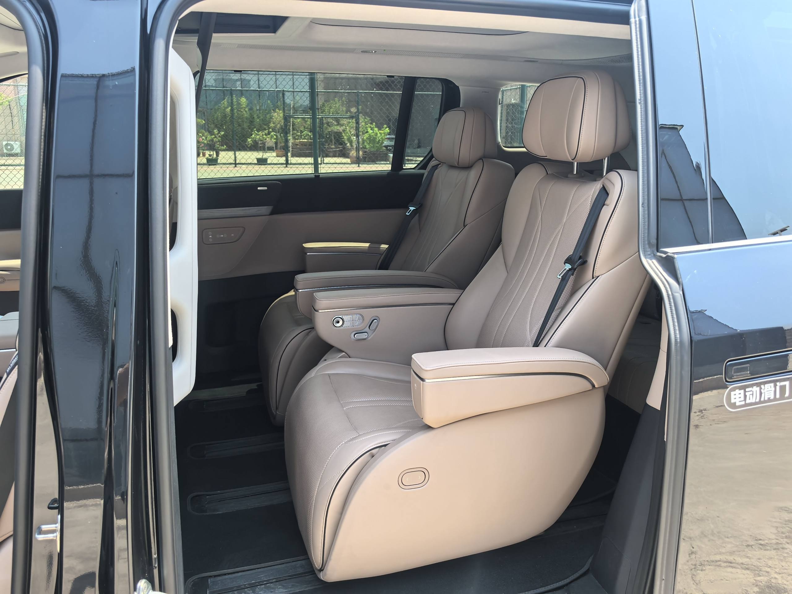 小鹏X9 2024款 702超长续航Max