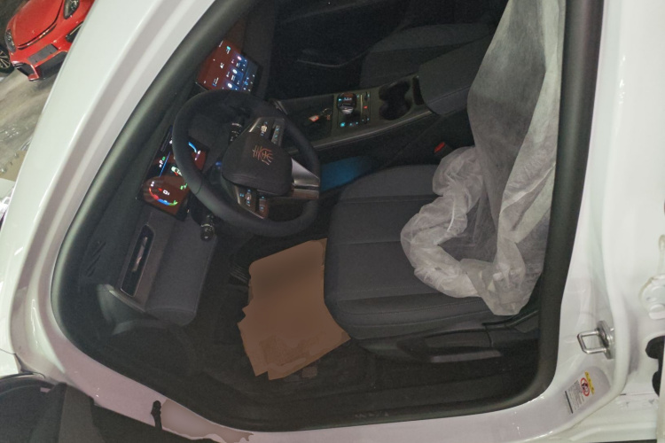 比亚迪 秦PLUS 2025款 DM-i 智驾版 55KM领先型中控内饰19