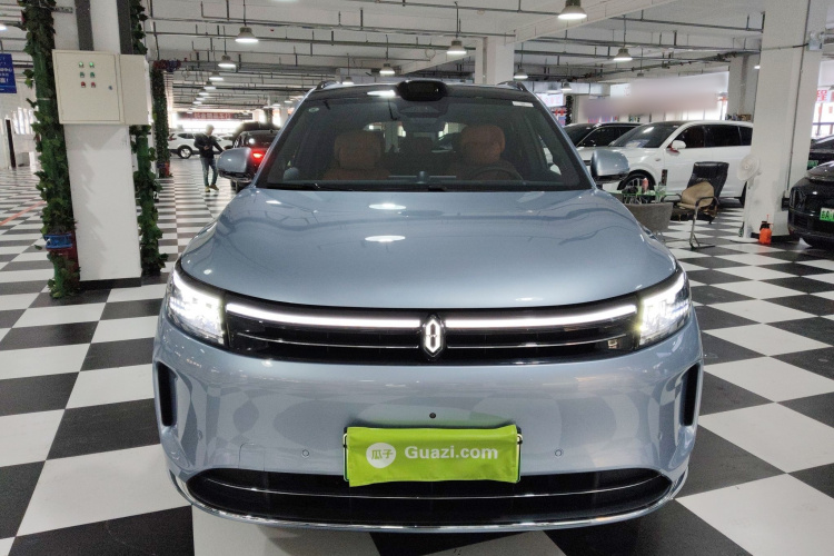 鸿蒙智行 问界M7 2024款 1.5T 智驾四驱Ultra版 5座车身外观2