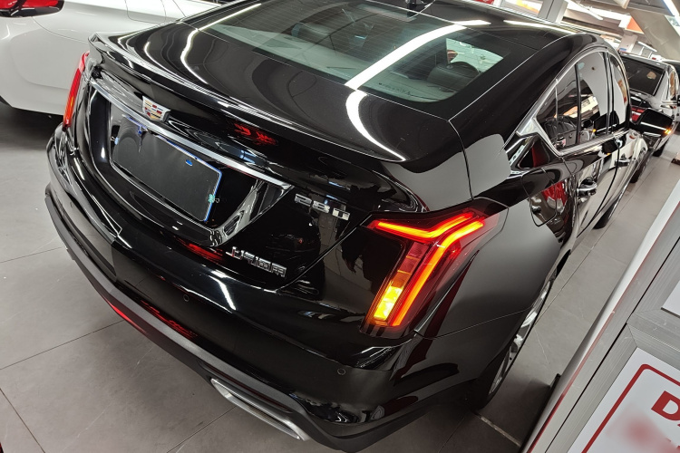 凯迪拉克CT5 2022款 28T 豪华型（标准版）车身外观7