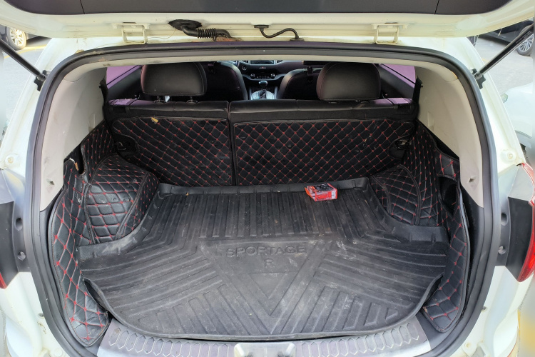 起亚 智跑 2015款 2.0L 自动两驱版GLS中控内饰23