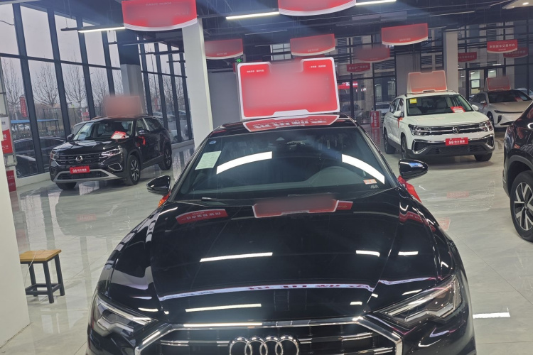 奥迪A6L 2025款 40 TFSI 豪华动感型车身外观6001